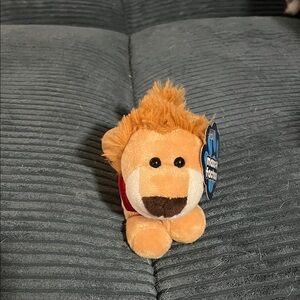 Plush Lion - Tan